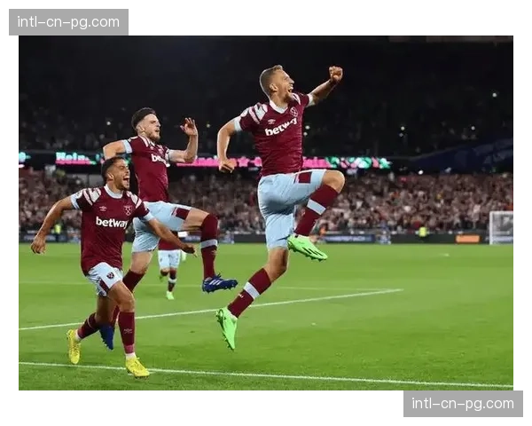 深度报道：大数据模型预测英超最后五轮保级形势，仅两支球队确定安全