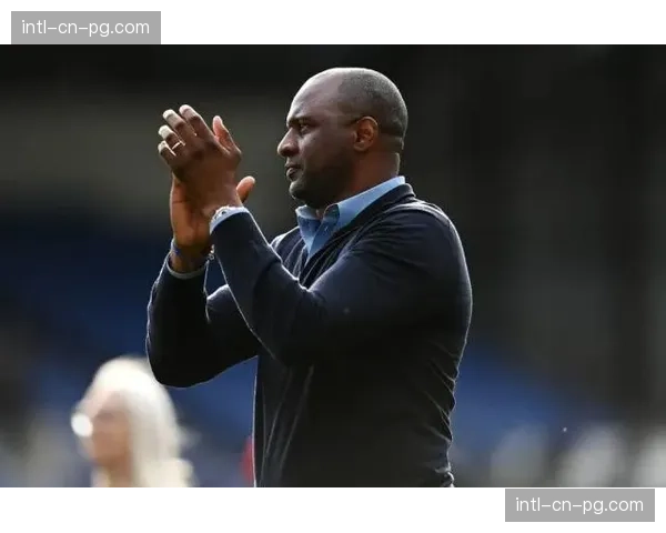 德国足球职业联盟讨论新规,或将限制门将手控球时间以鼓励更多转换发生 德国足球职业联盟讨论新规,或将限制门将手控球时间以鼓励更多转换发生