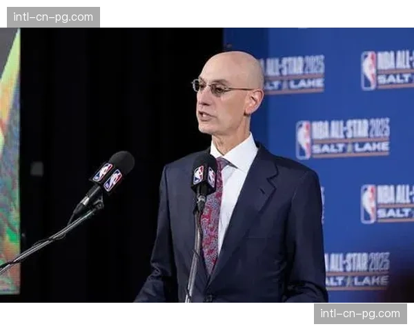 通讯:NBA与球员工会联合推出金融知识课程,关注球员职业生涯规划 通讯:NBA与球员工会联合推出金融知识课程,关注球员职业生涯规划