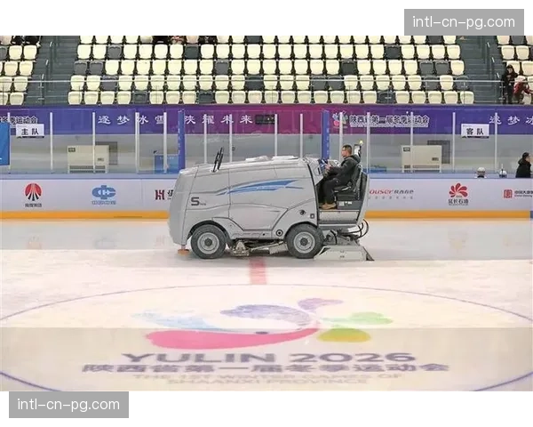 冰场守护者： NHL资深制冰师讲述打造完美比赛冰面的艺术