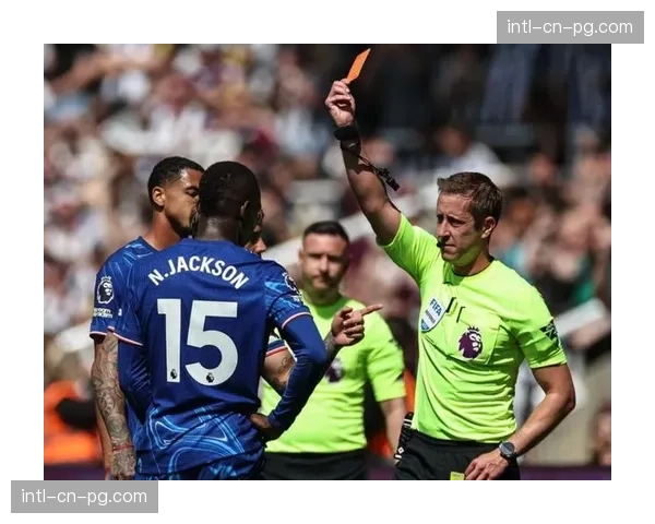 战术评论：切尔西1-2不敌纽卡，中场缺乏屏障问题再次暴露