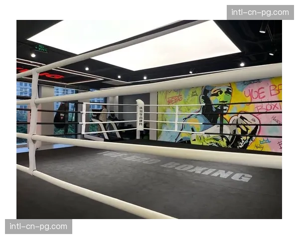 社区拳击健身课程受欢迎，白领减压新选择